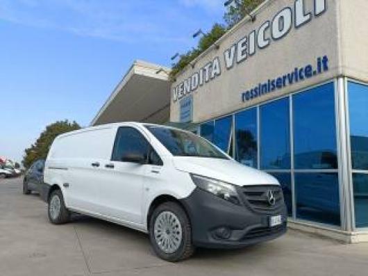 usato MERCEDES Vito