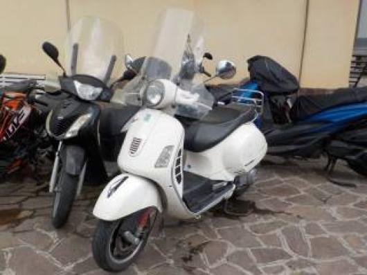 usato PIAGGIO Vespa GTS 300 Super