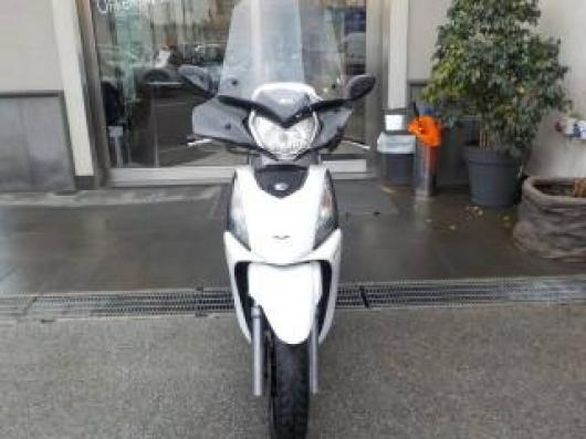 People GT 200i