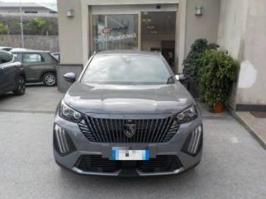 usato PEUGEOT 2008