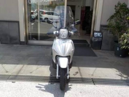 usato PIAGGIO Beverly 300 i e 
