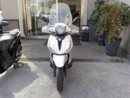 usato PIAGGIO Beverly 400 i e 