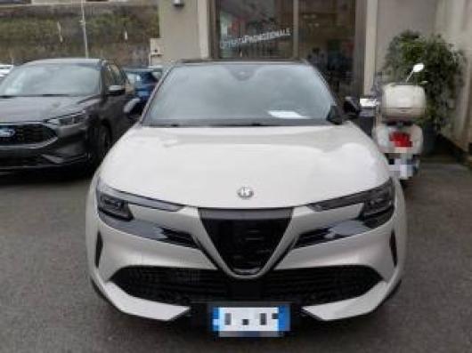 nuovo ALFA ROMEO Junior