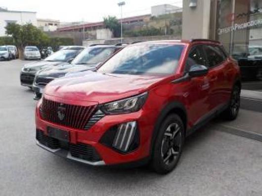 nuovo PEUGEOT 2008