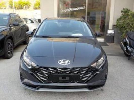 i20