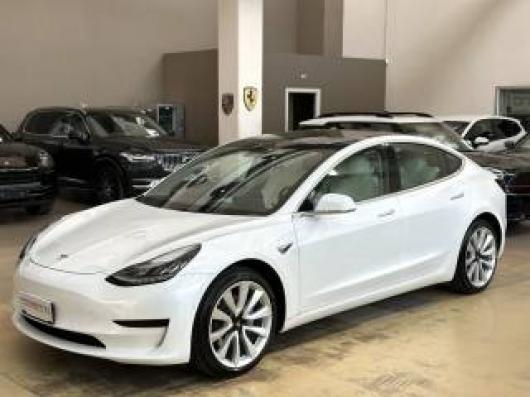 usato TESLA Model 3