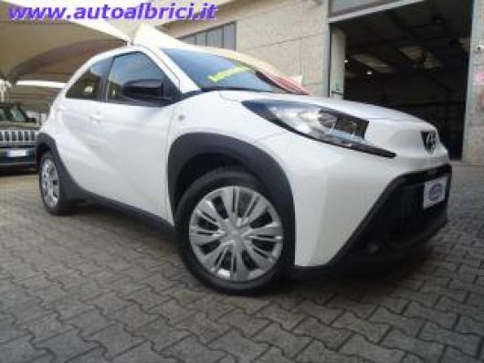 usato TOYOTA Aygo X