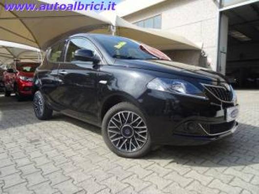 Ypsilon
