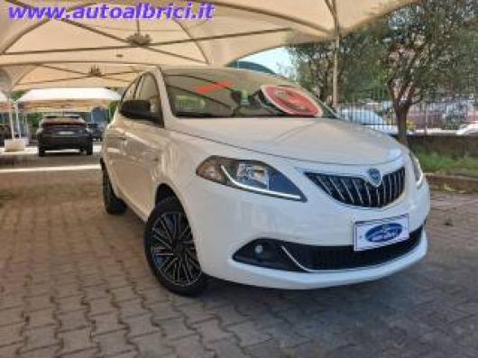 usato LANCIA Ypsilon