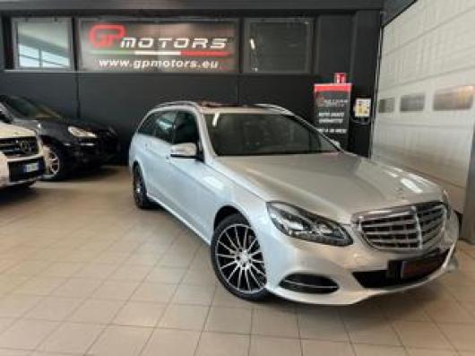 usato MERCEDES E 220