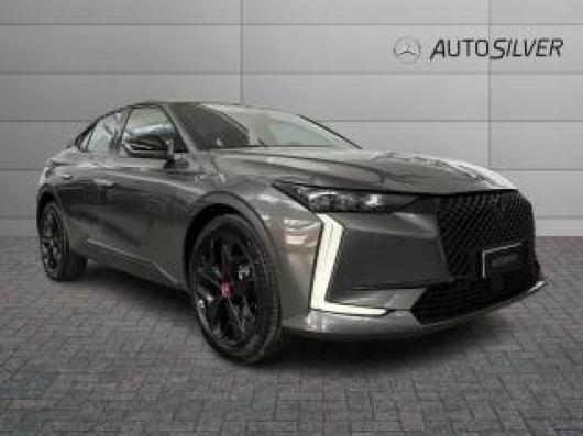 DS 4