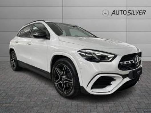 usato MERCEDES GLA 200