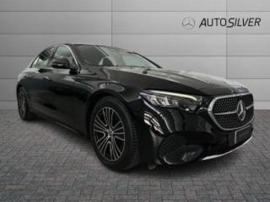 E 200