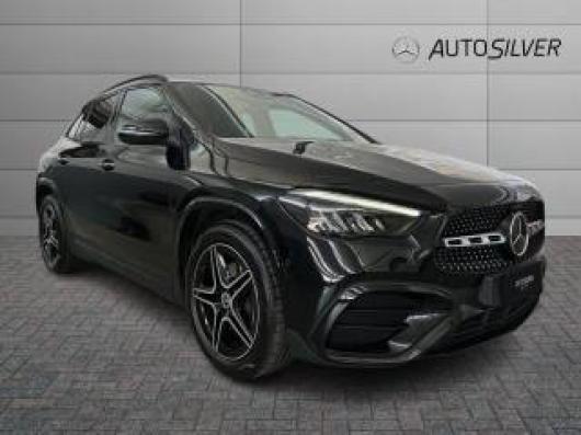 usato MERCEDES GLA 200