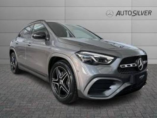 Km 0 MERCEDES GLA 200