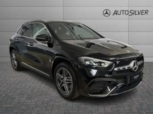 Km 0 MERCEDES GLA 200