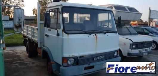 usato IVECO 79.14 ribaltabile trilaterale