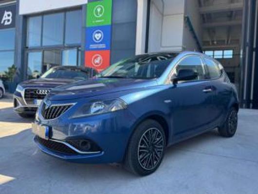 usato LANCIA Ypsilon