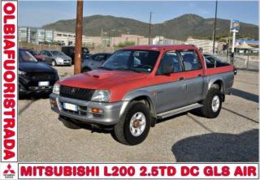 usato MITSUBISHI L200