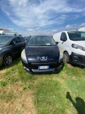 usato PEUGEOT 5008