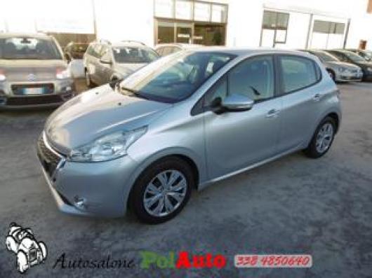 usato PEUGEOT 208