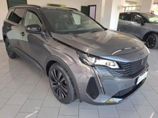 usato PEUGEOT 5008
