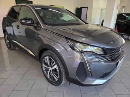 usato PEUGEOT 3008