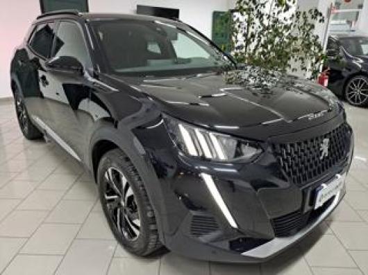 usato PEUGEOT 2008