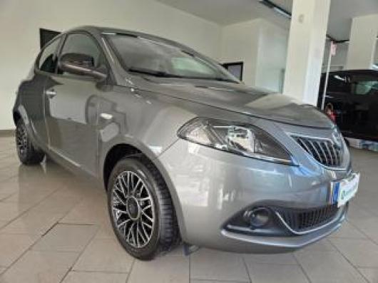 usato LANCIA Ypsilon