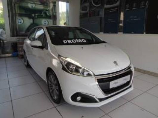 usato PEUGEOT 208