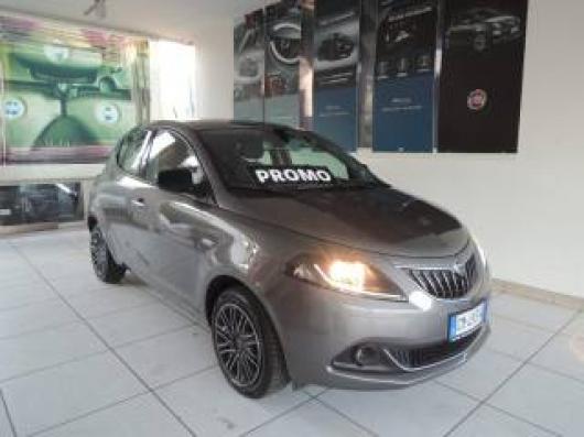 usato LANCIA Ypsilon