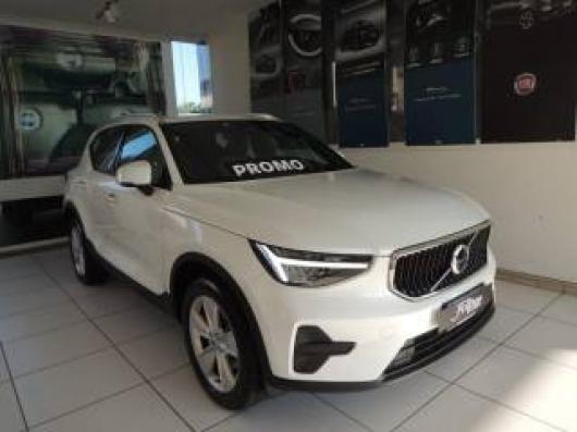 usato VOLVO XC40
