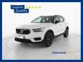 usato VOLVO XC40
