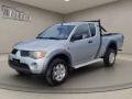 usato MITSUBISHI L200