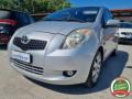 usato TOYOTA Yaris