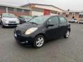 usato TOYOTA Yaris