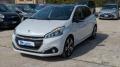 usato PEUGEOT 208
