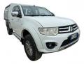 usato MITSUBISHI L200