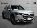 nuovo MERCEDES GLB 200