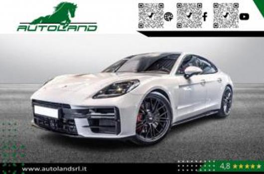 Km 0 PORSCHE Panamera