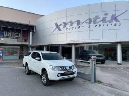 usato MITSUBISHI L200