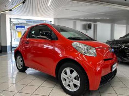 usato TOYOTA iQ
