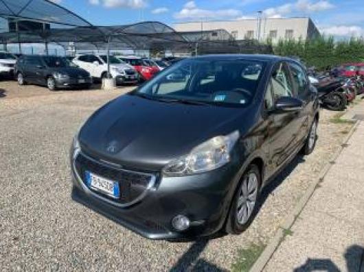usato PEUGEOT 208