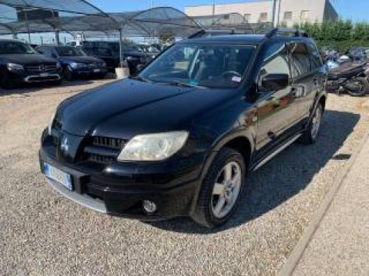 usato MITSUBISHI Outlander