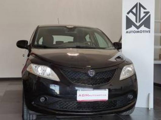 usato LANCIA Ypsilon