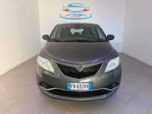usato LANCIA Ypsilon