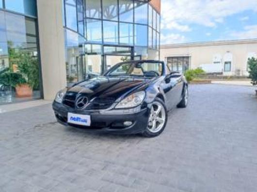 usato MERCEDES SLK 200