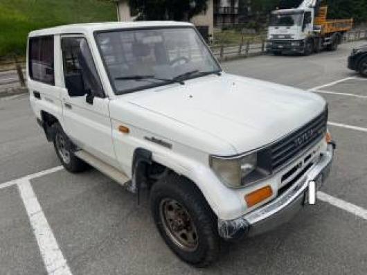 usato TOYOTA Land Cruiser