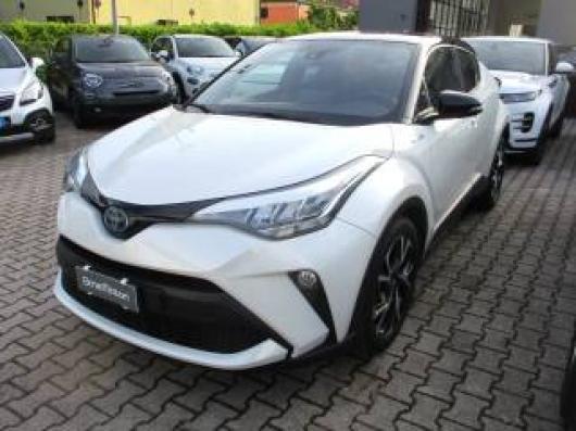 usato TOYOTA C HR
