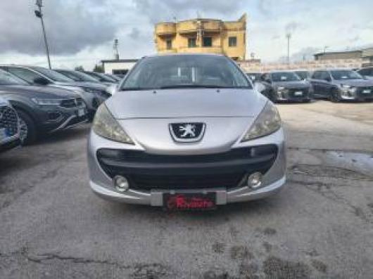 usato PEUGEOT 207